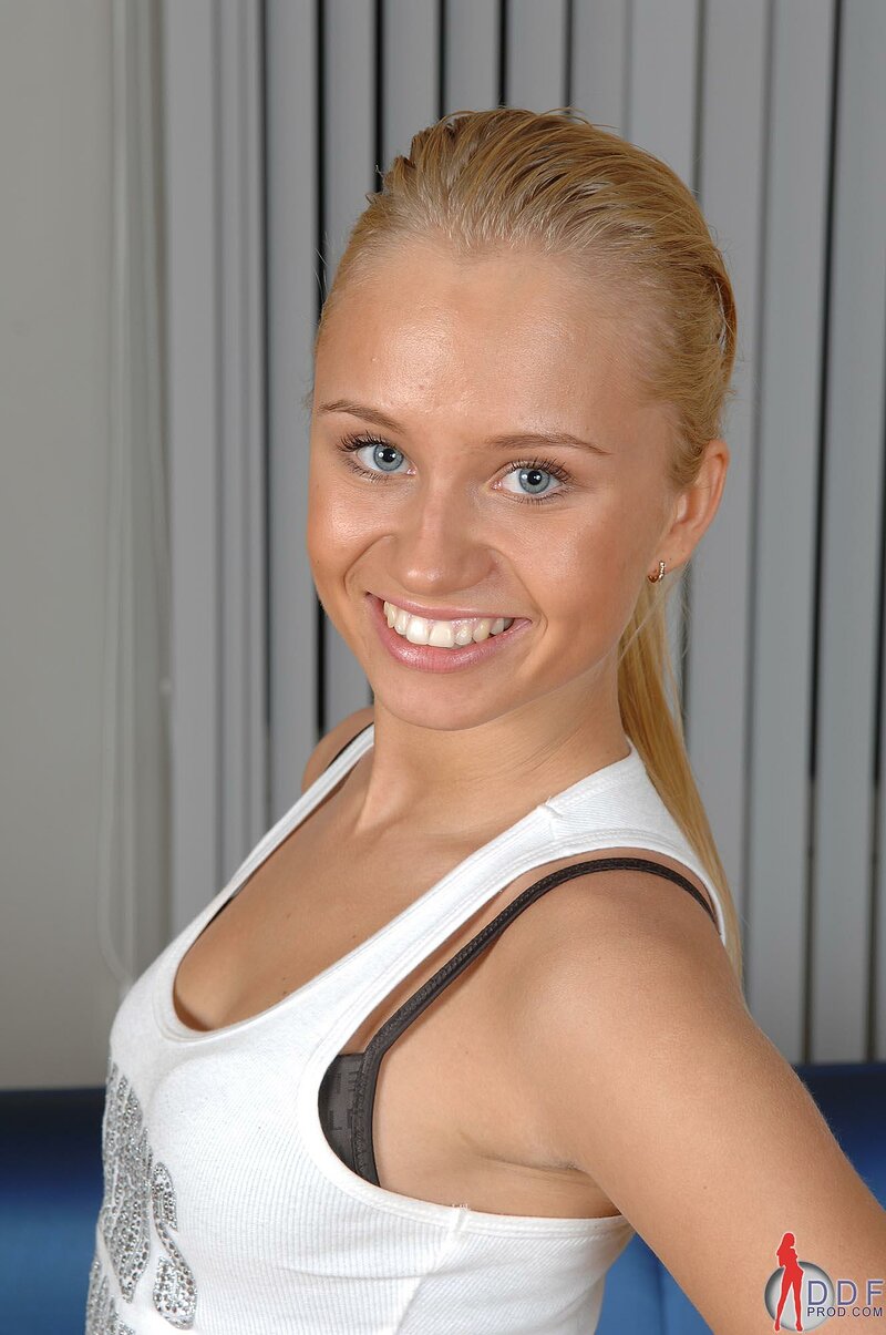 Оксана, 38 лет, 2 размер груди